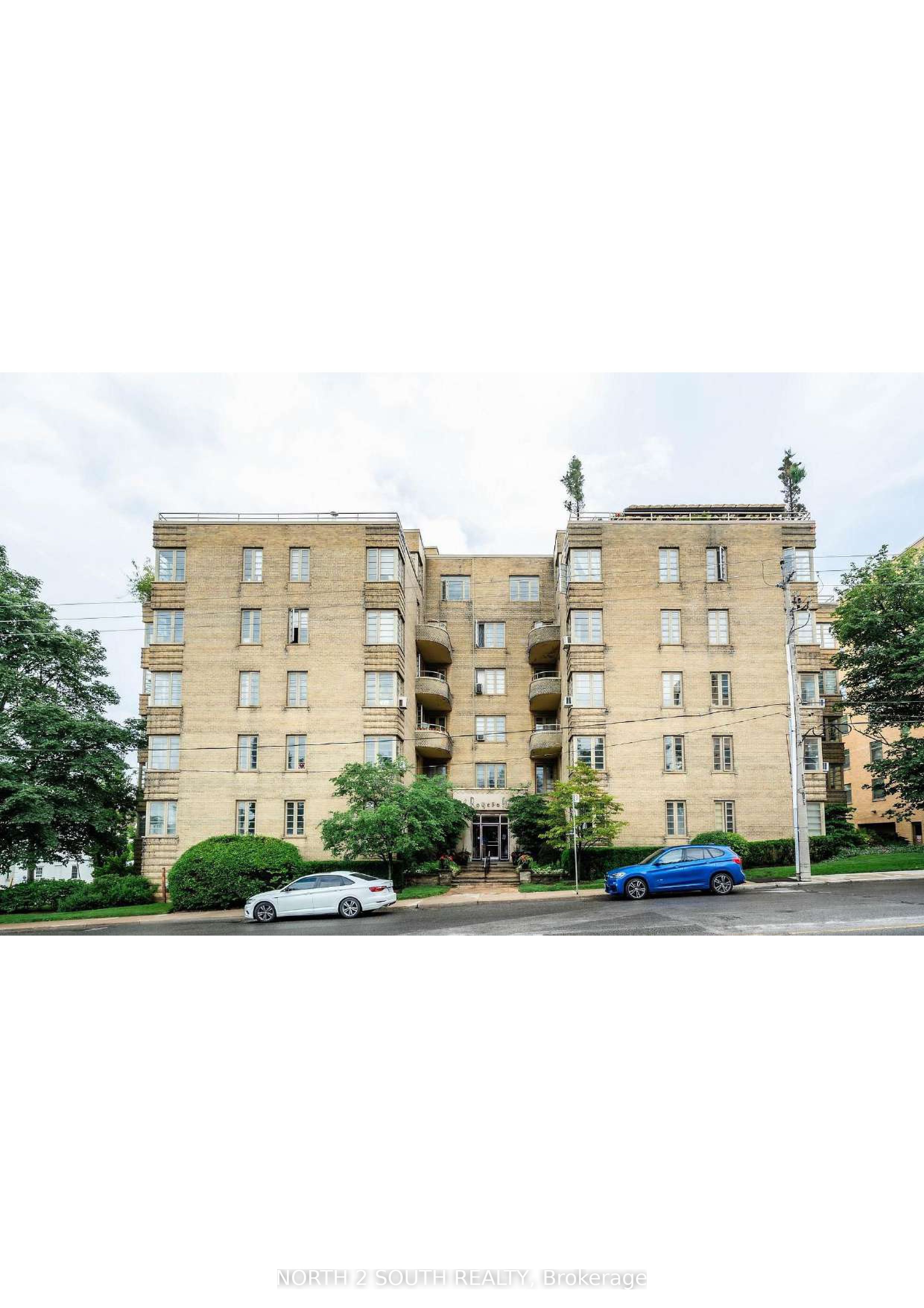 707 Eglinton Avenue W 210, Toronto, ON M5N 1C8