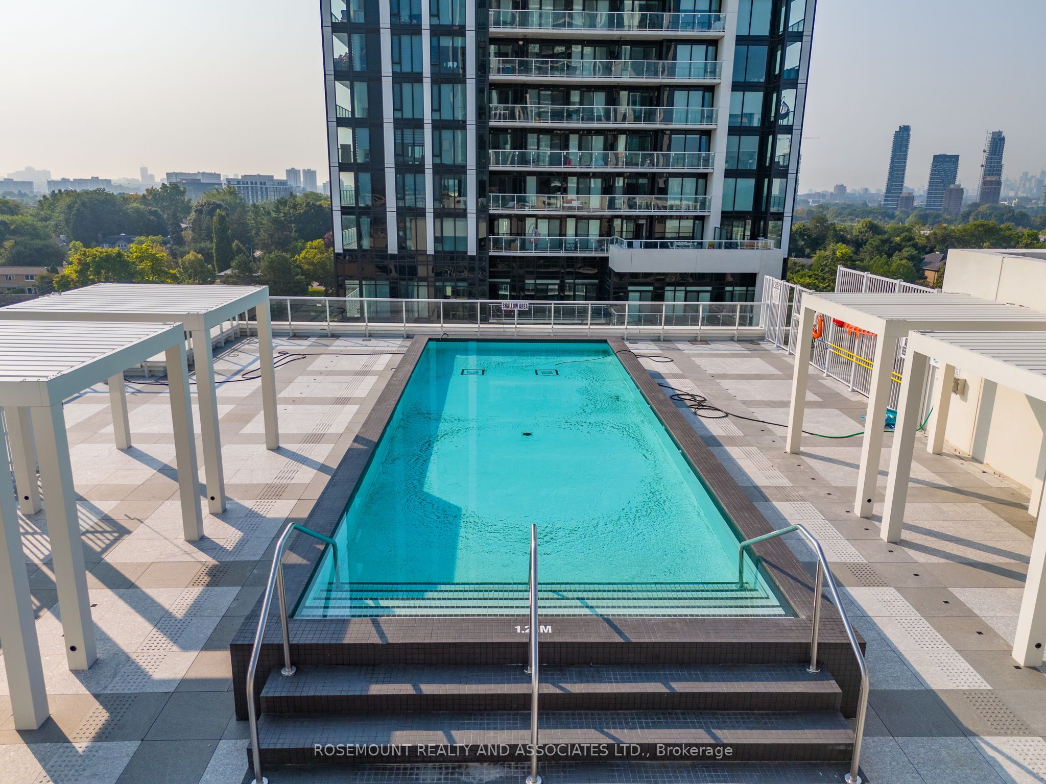 50 O'Neill Road 504, Toronto, ON M3C 0R1