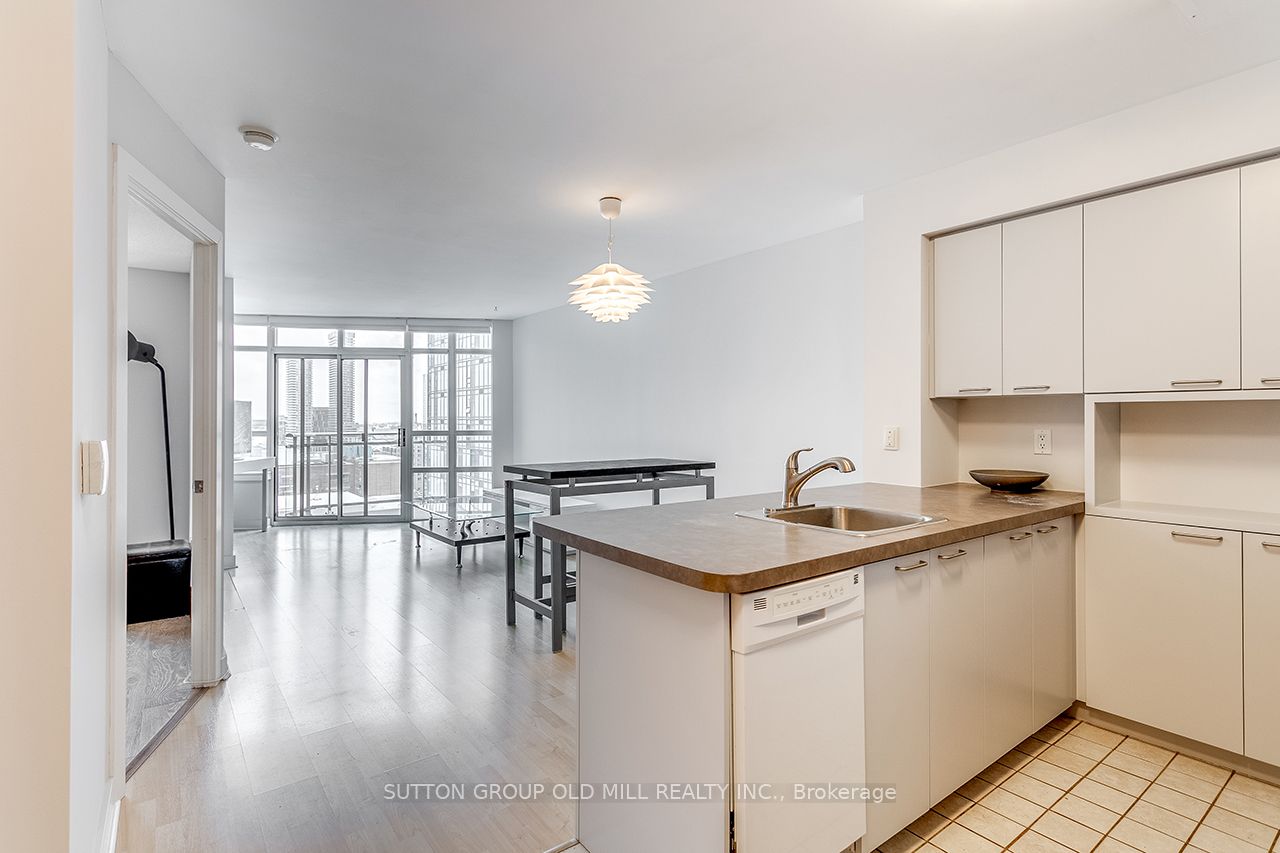 255 Richmond Street E PH2, Toronto, ON M5A 4T7