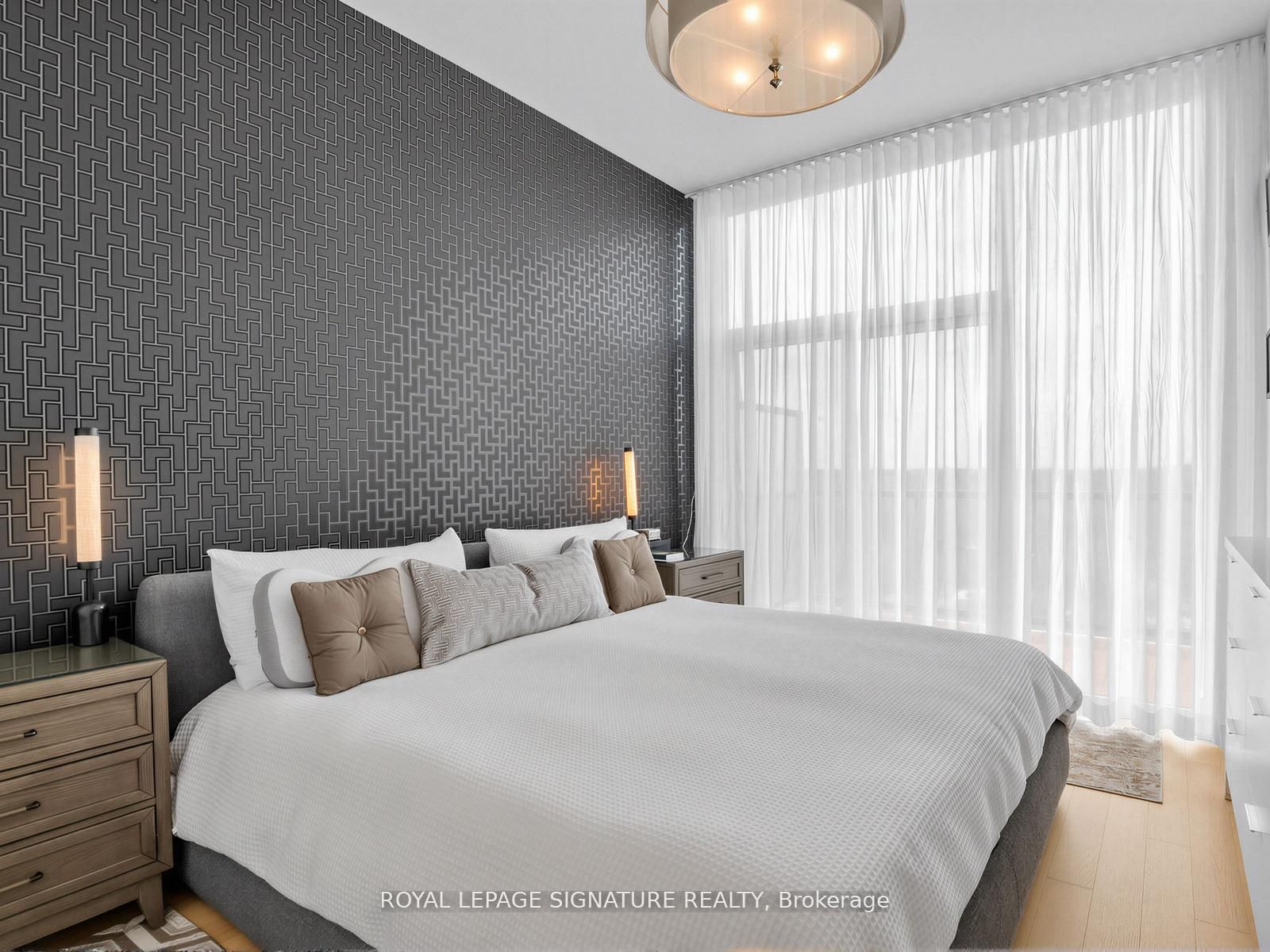 1 Belsize Drive Ph6, Toronto, ON M4S 0B9
