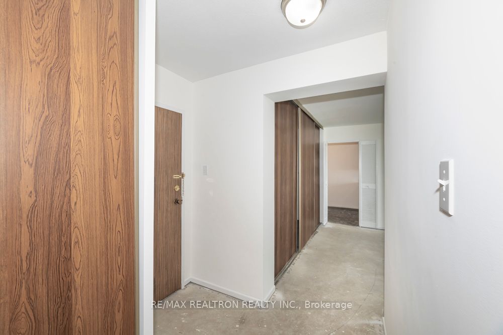 350 Seneca Hill Drive 1602, Toronto, ON M2J 4S7