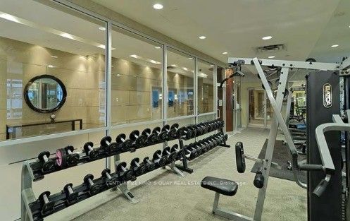 763 Bay Street 2714, Toronto, ON M5G 2R3