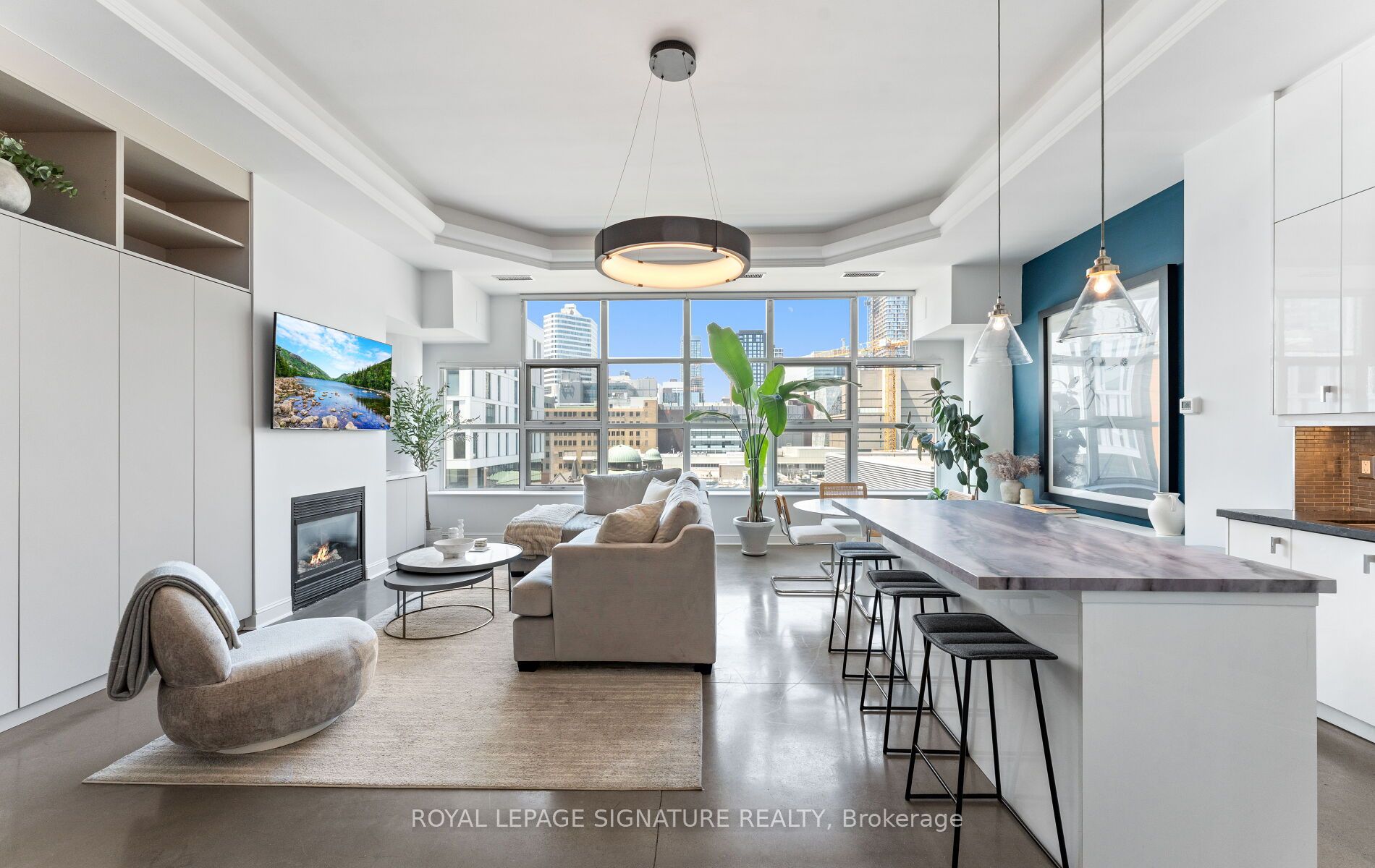 155 Dalhousie Street 608, Toronto, ON M5B 2P7