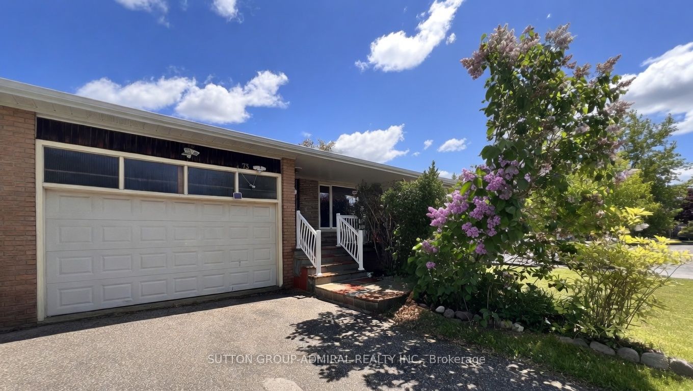 73 Hove Street, Toronto, ON M3H 4Z2