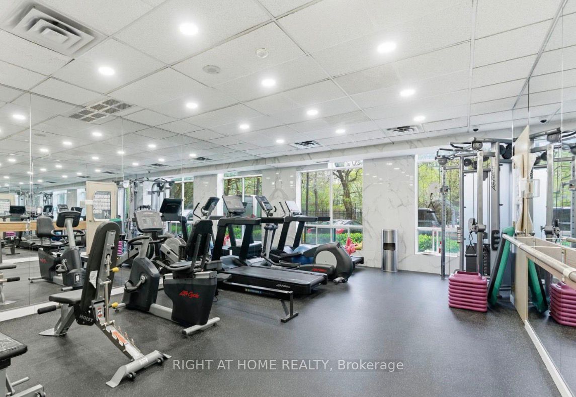 233 Beecroft Road 111, Toronto, ON M2N 6Z9