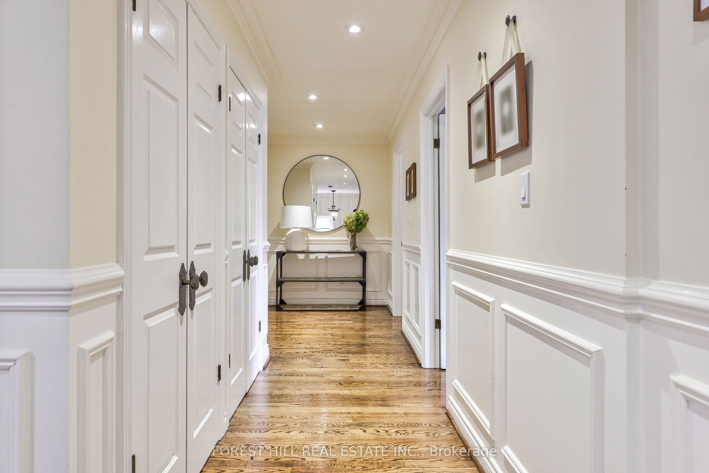 48 Grangemill Crescent, Toronto, ON M3B 2J2