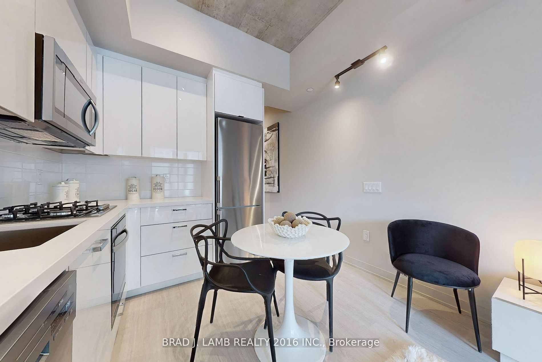 195 McCaul Street 315, Toronto, ON M5T 0E5