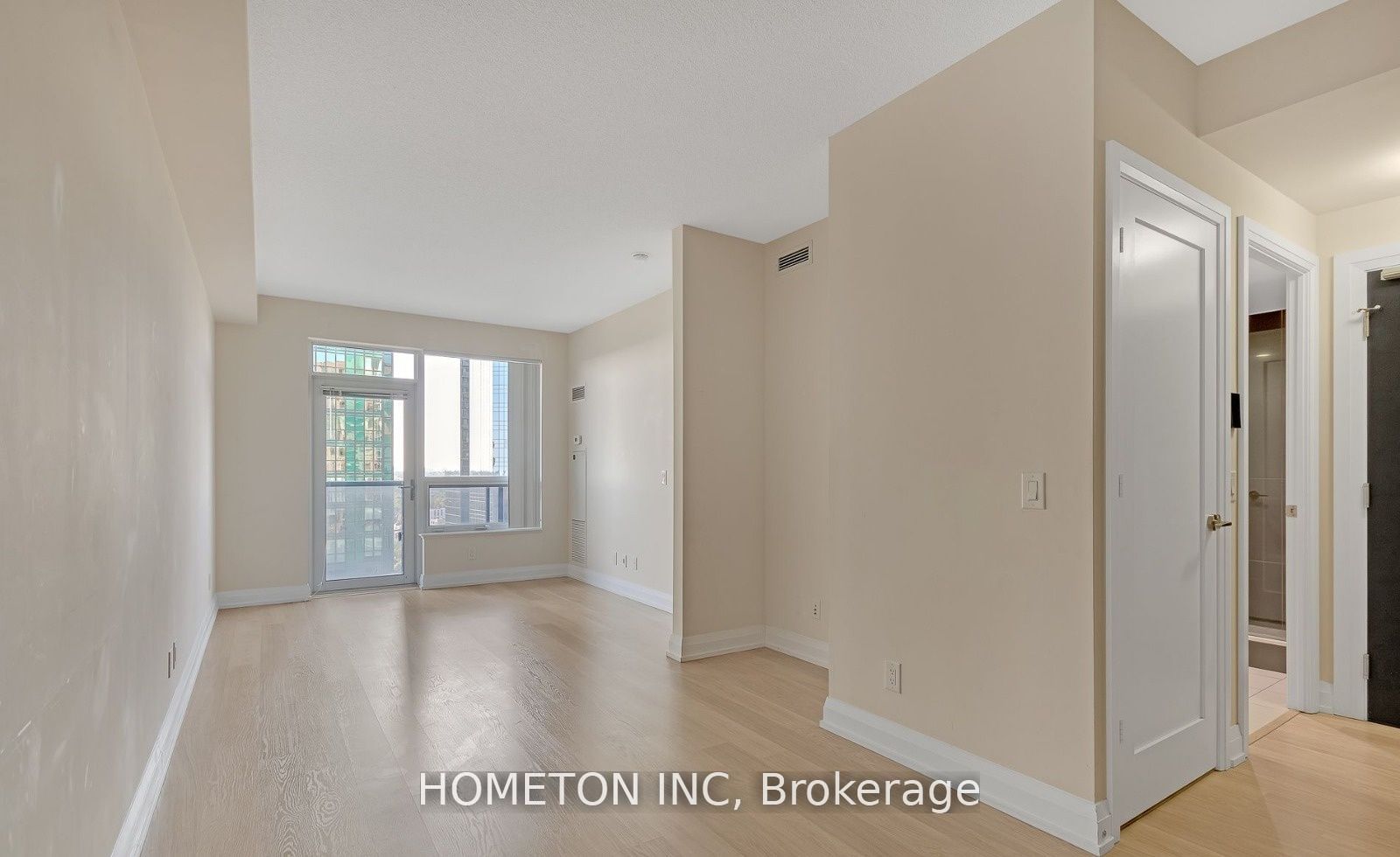 2 Anndale Drive 1501, Toronto, ON M2N 2W8