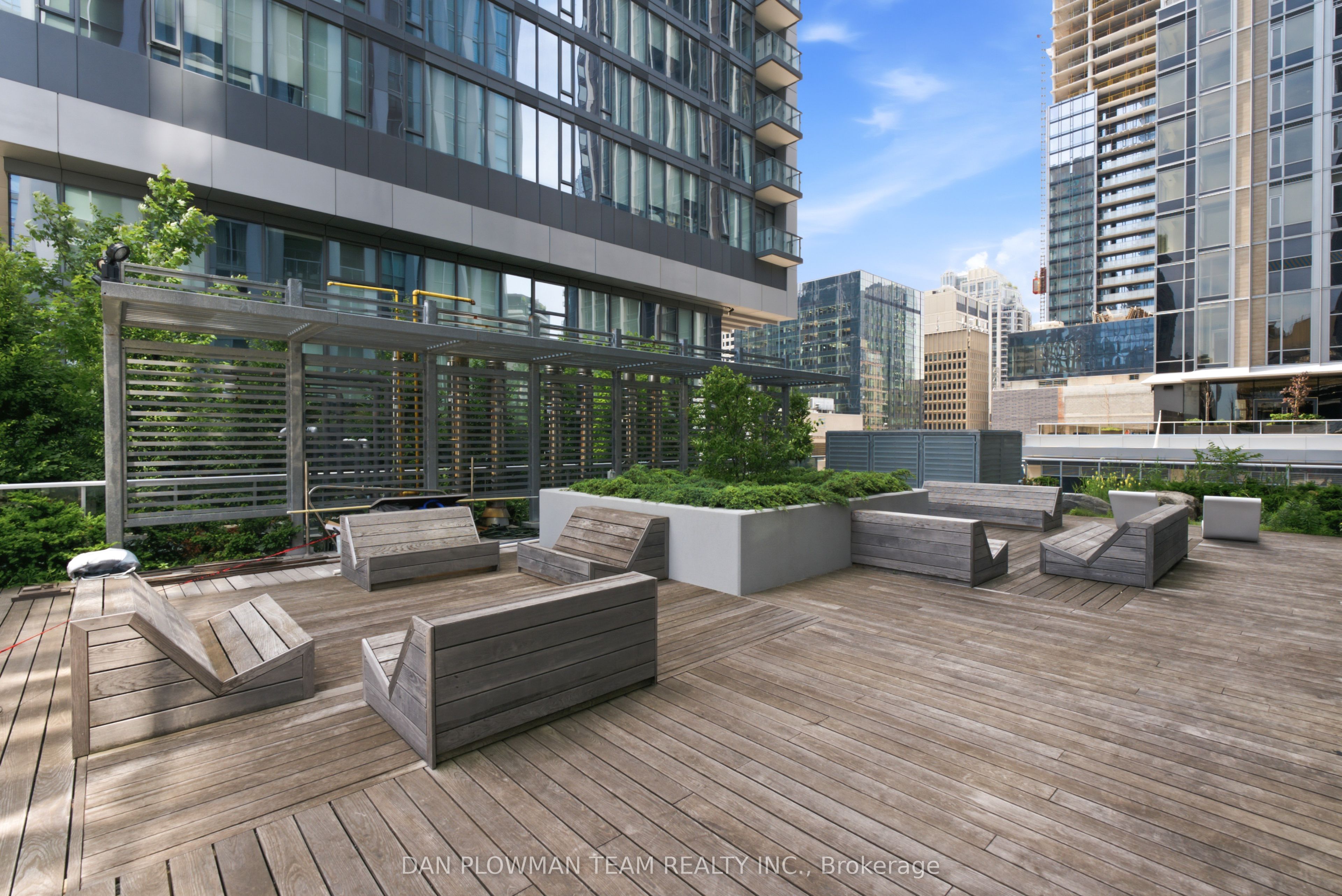 1 Yorkville Avenue 901, Toronto, ON M4W 0B1