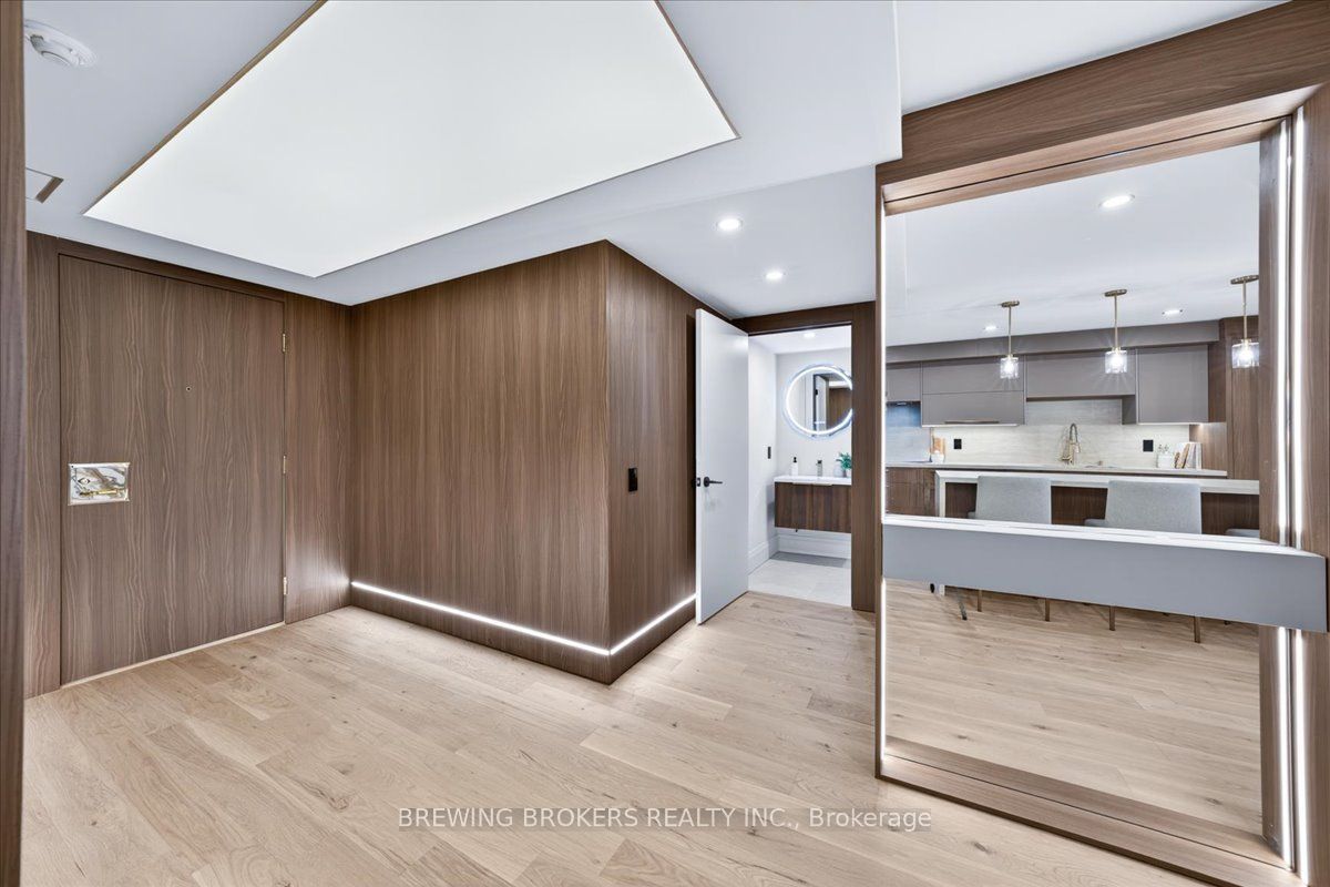 3600 Yonge Street 737, Toronto, ON M4N 2N6