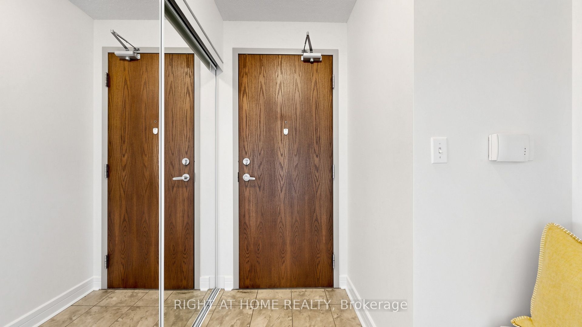 18 Harrison Garden Boulevard 2308, Toronto, ON M2N 7J7