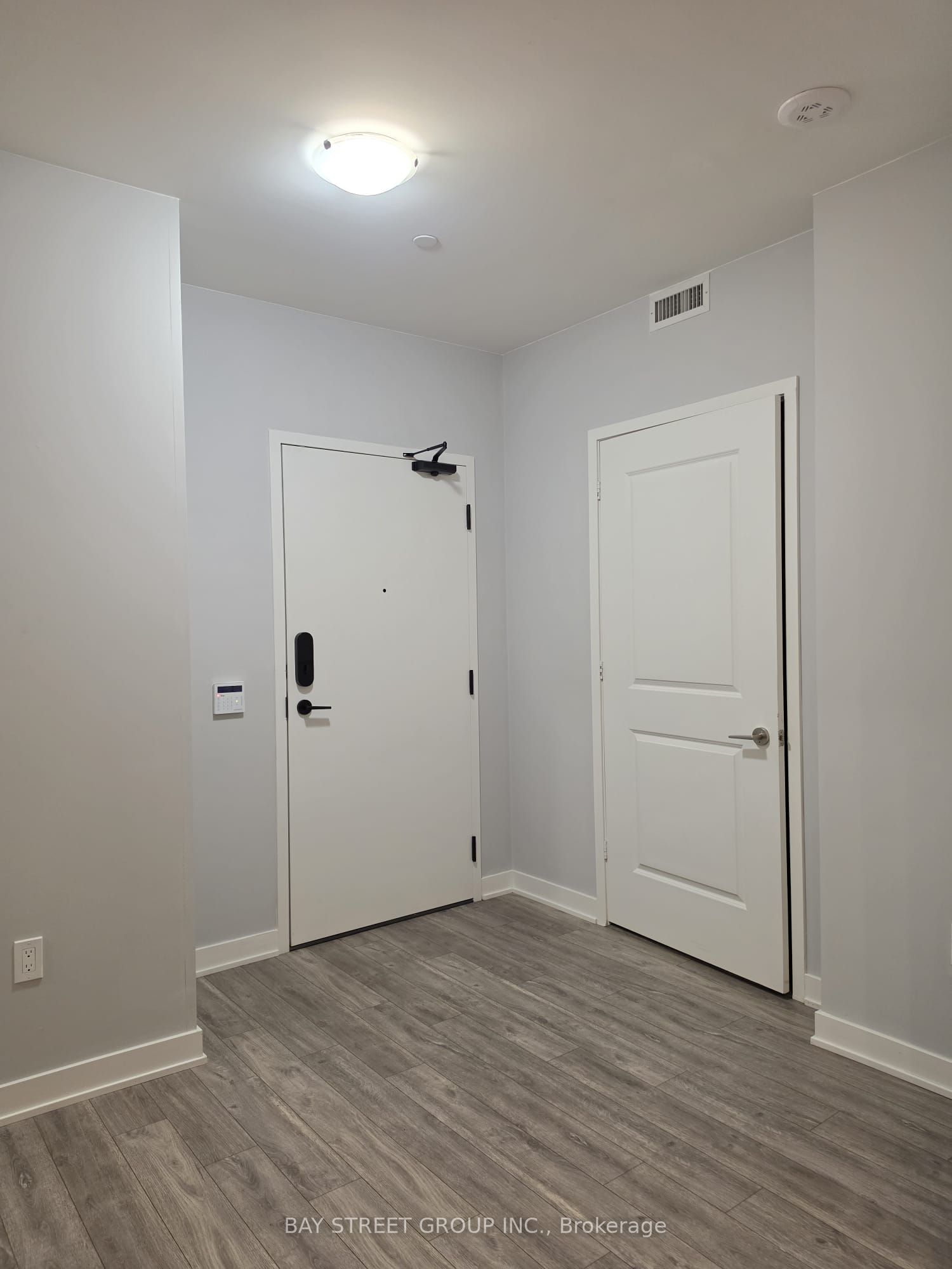 100 Dalhousie Street 4709, Toronto, ON M5B 0C7