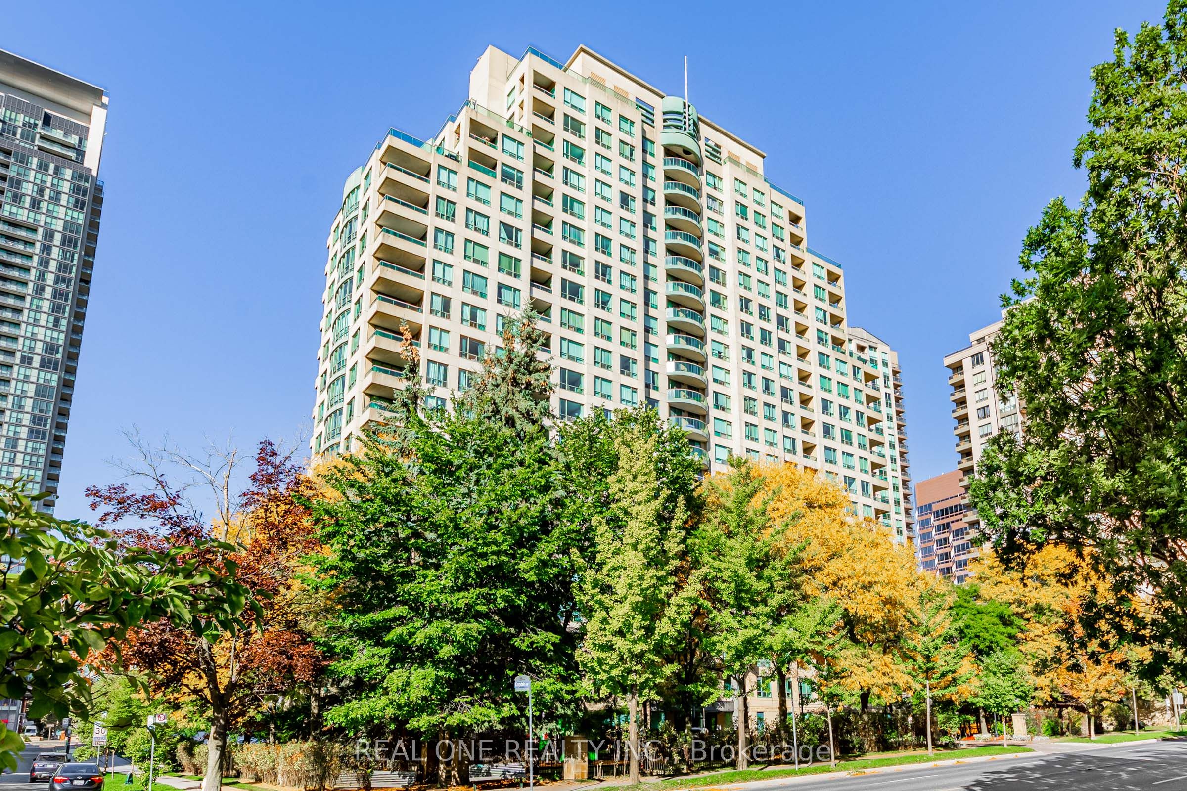 238 Doris Avenue 1503, Toronto, ON M2N 6W1