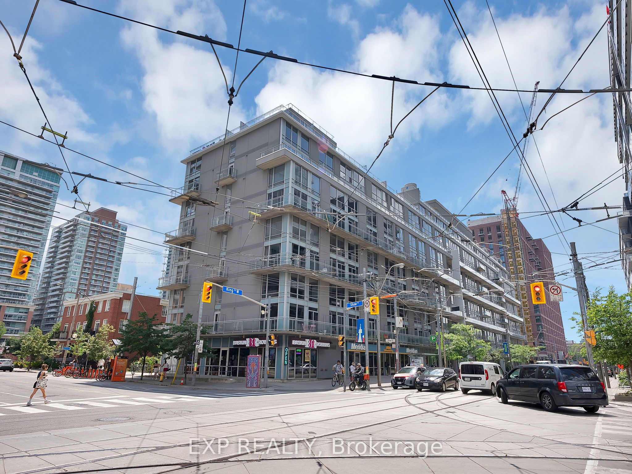 1029 King Street W 246, Toronto, ON M6K 3M9