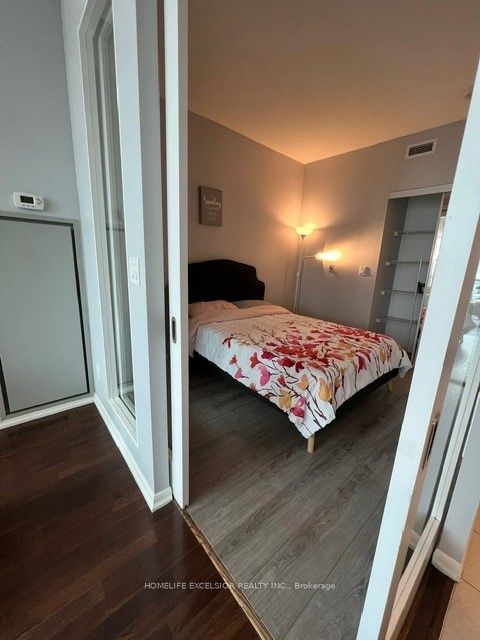 215 Fort York Boulevard SE 2903, Toronto, ON M5V 4A2