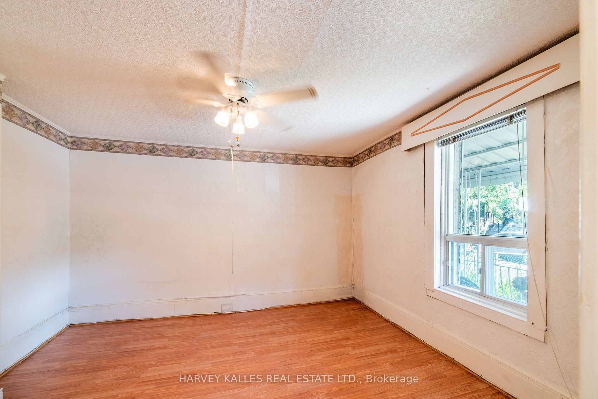 6 Crocker Avenue, Toronto, ON M6J 1K5