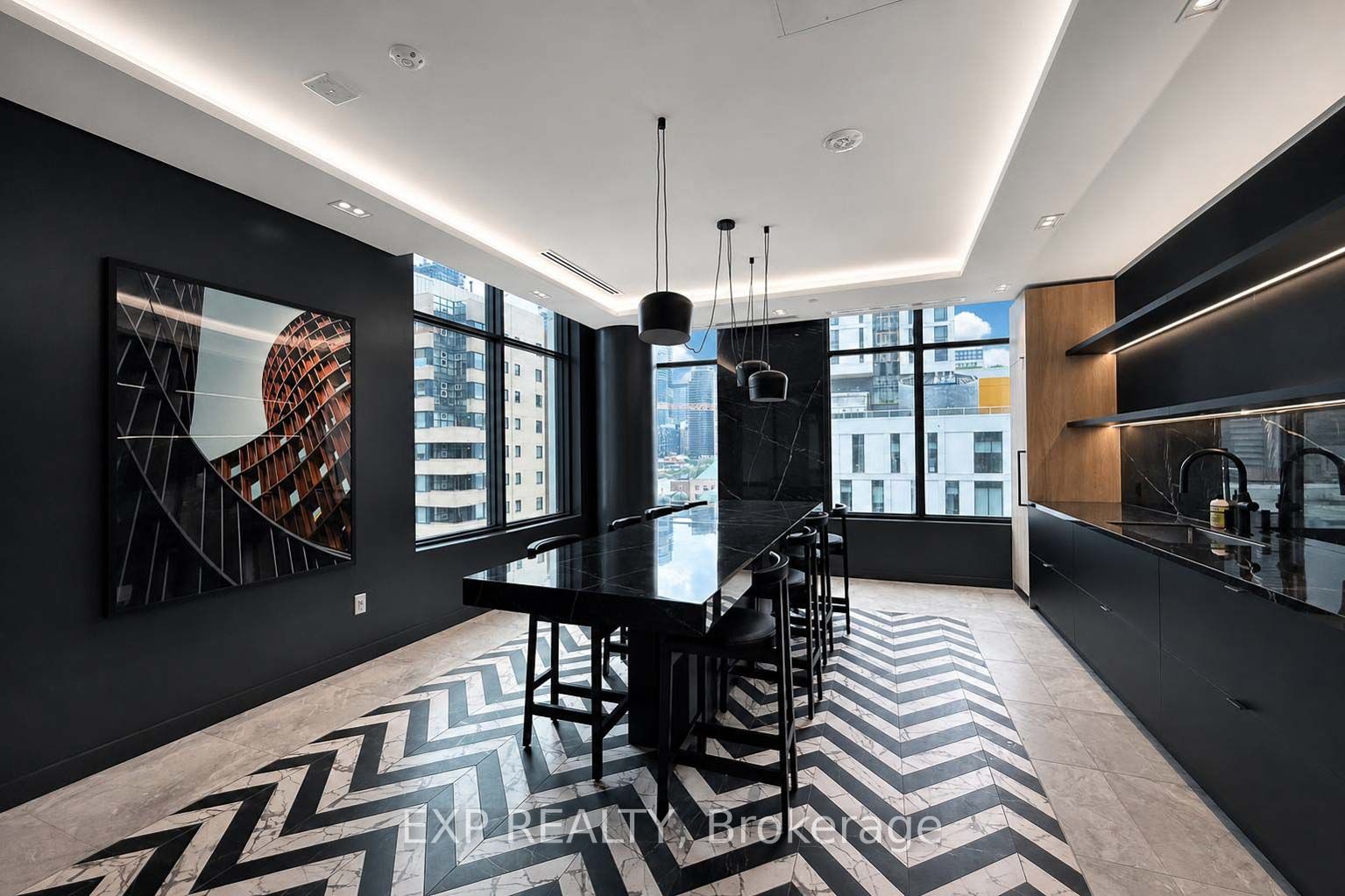 252 Church Street 5012, Toronto, ON M5B 0E6