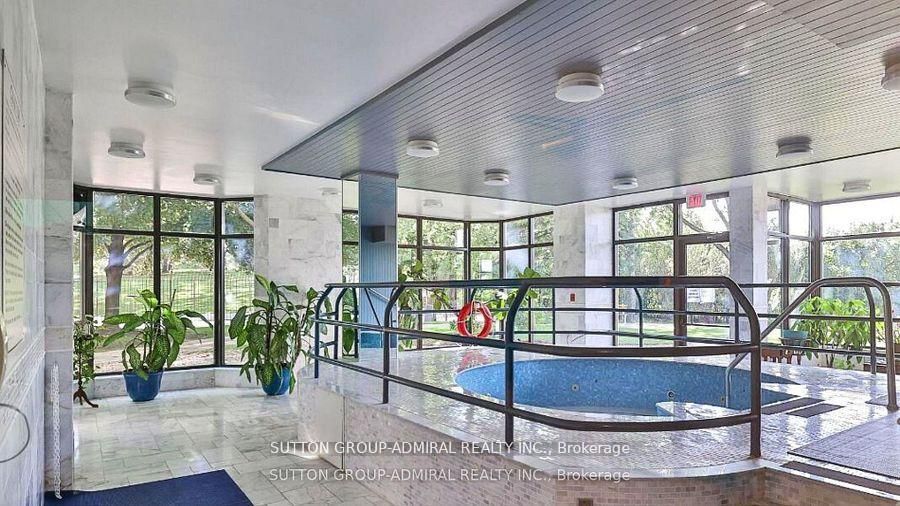 131 Torresdale Avenue 1804, Toronto, ON M2R 3T1