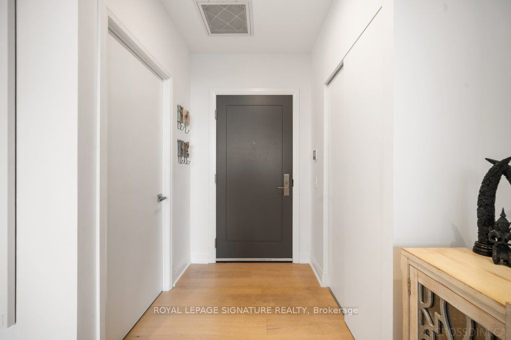 33 Frederick Todd Way 711, Toronto, ON M4G 0C9