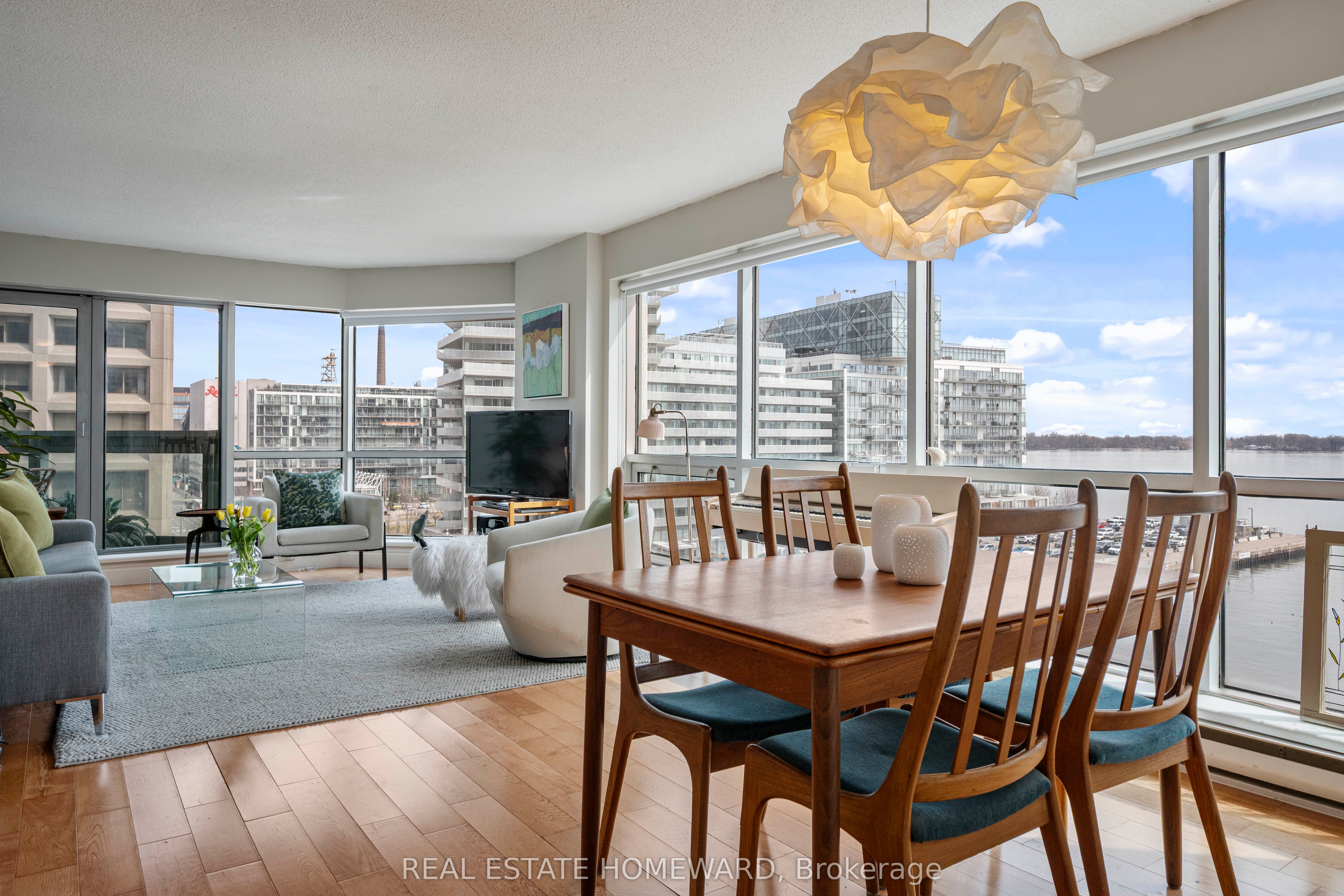 10 Queens Quay W 704, Toronto, ON M5J 2R9