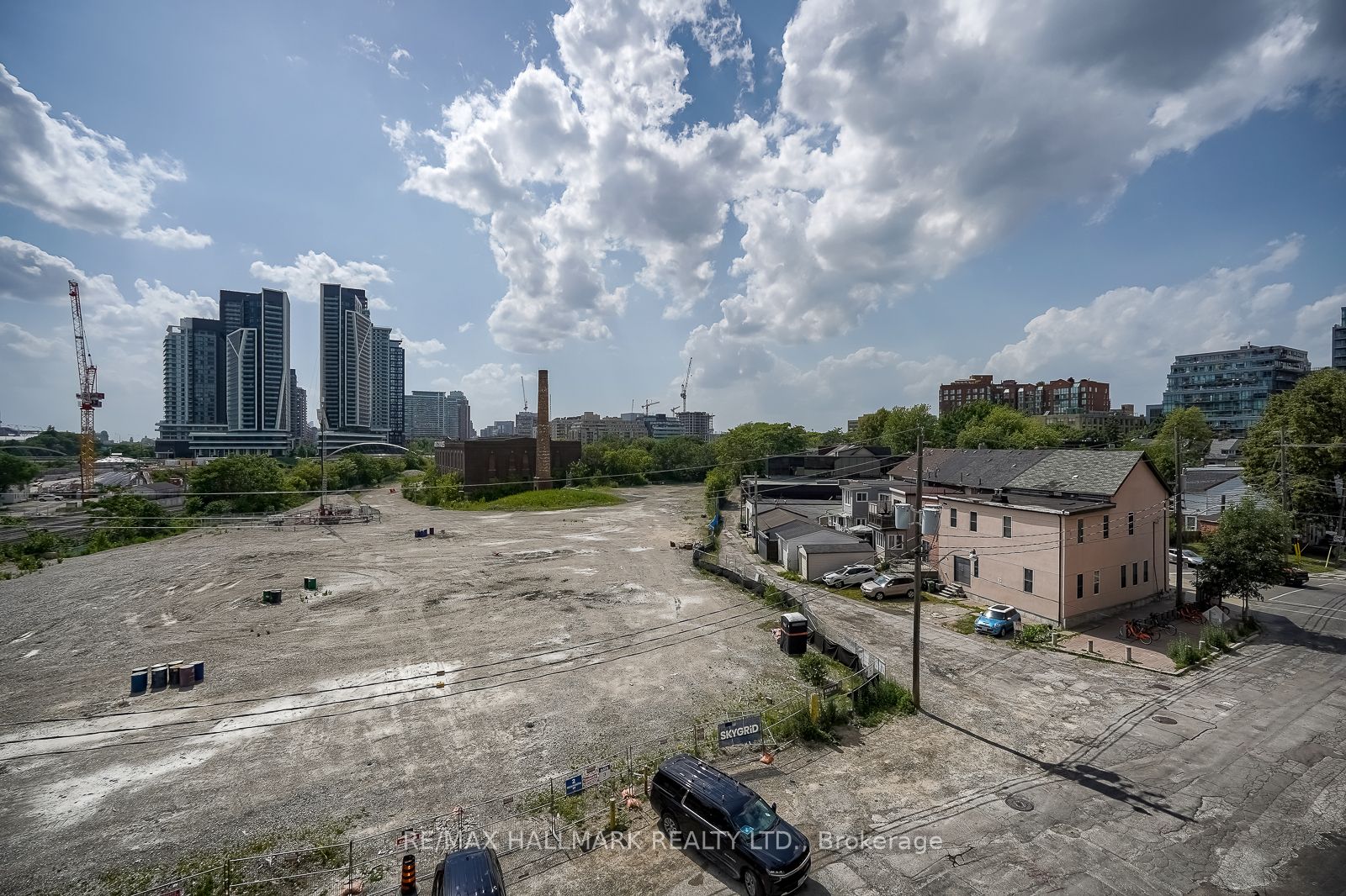 9 Tecumseth Street 421, Toronto, ON M5V 3G4
