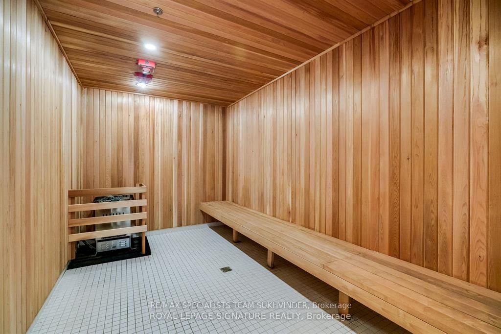 50 O'Neill Road 1511, Toronto, ON M3C 0R1