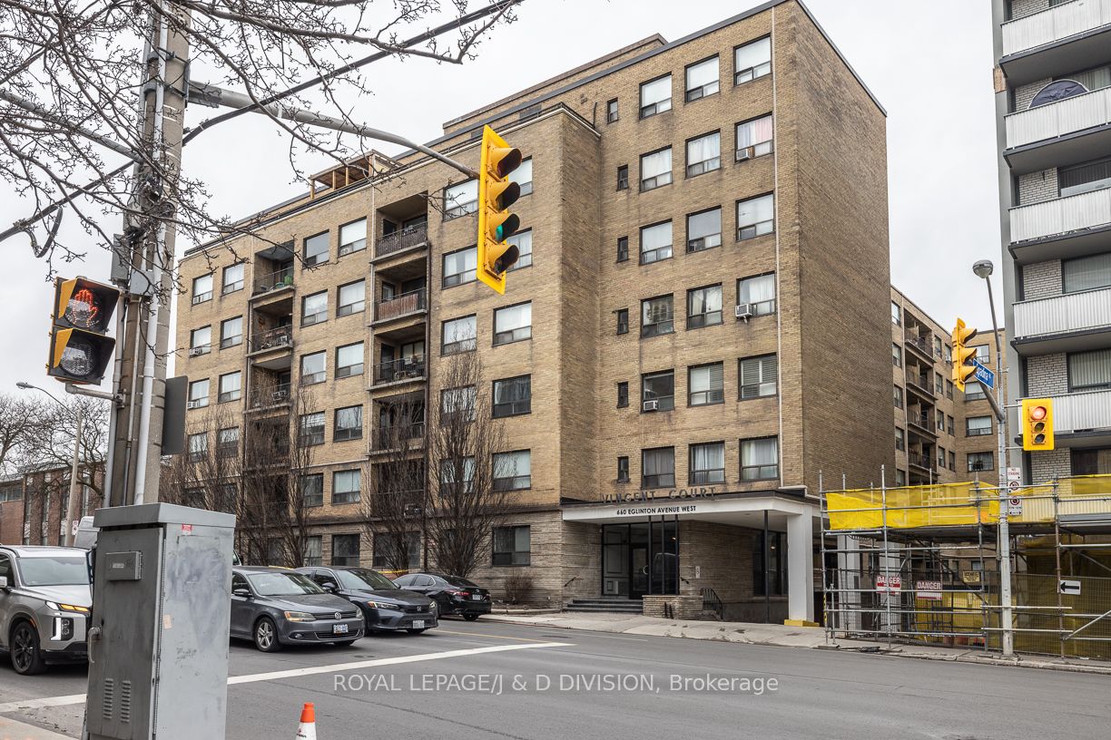 660 W Eglinton Avenue W 716, Toronto, ON M5N 1C3