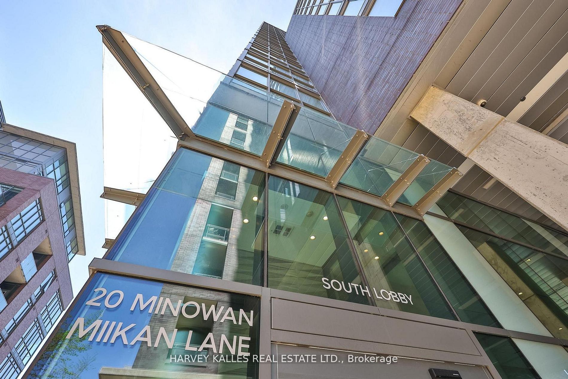 20 Minowan Miikan Lane 601, Toronto, ON M6J 0E5