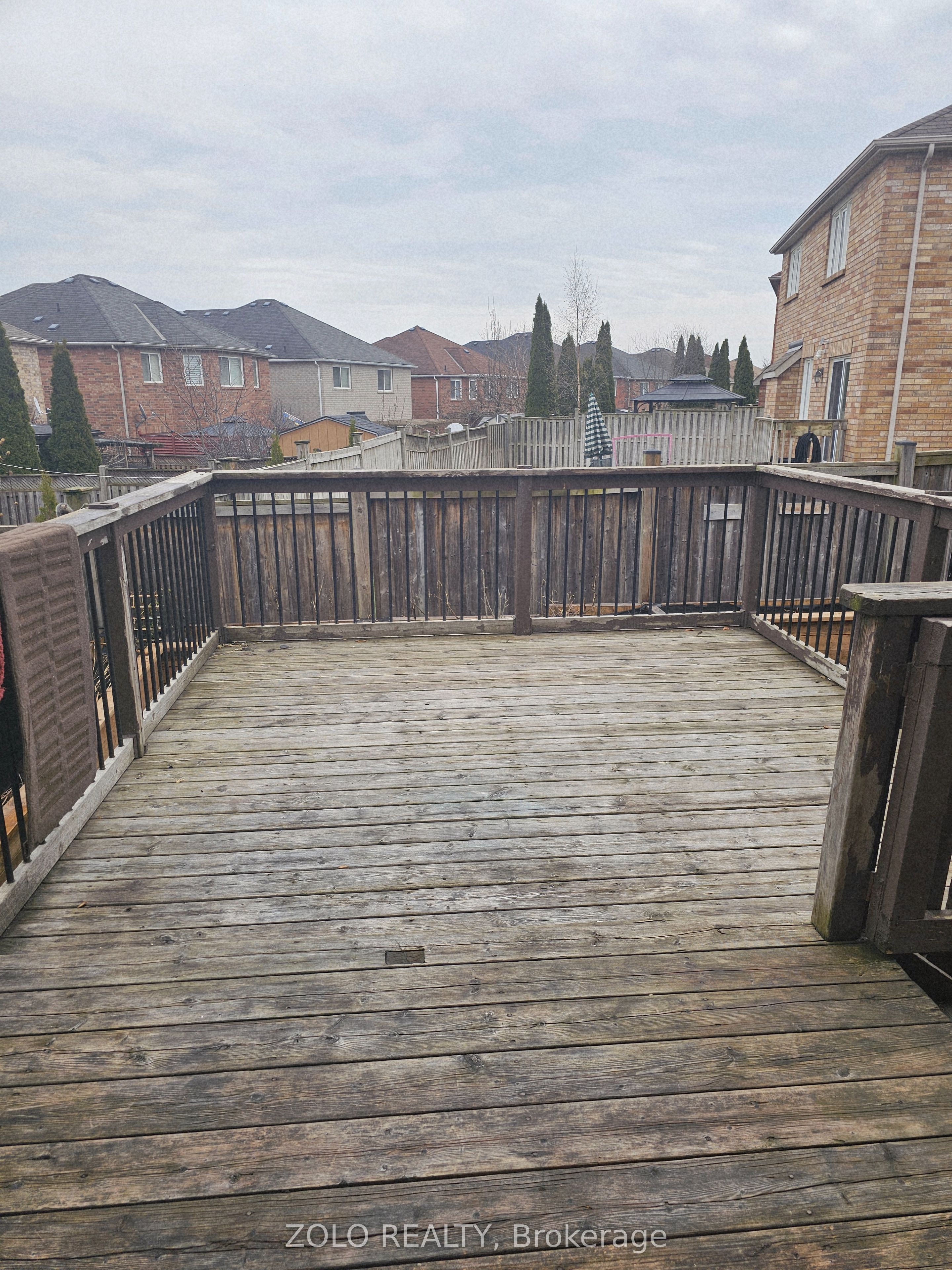 39 Atherton Avenue, Ajax, ON L1T 4X7