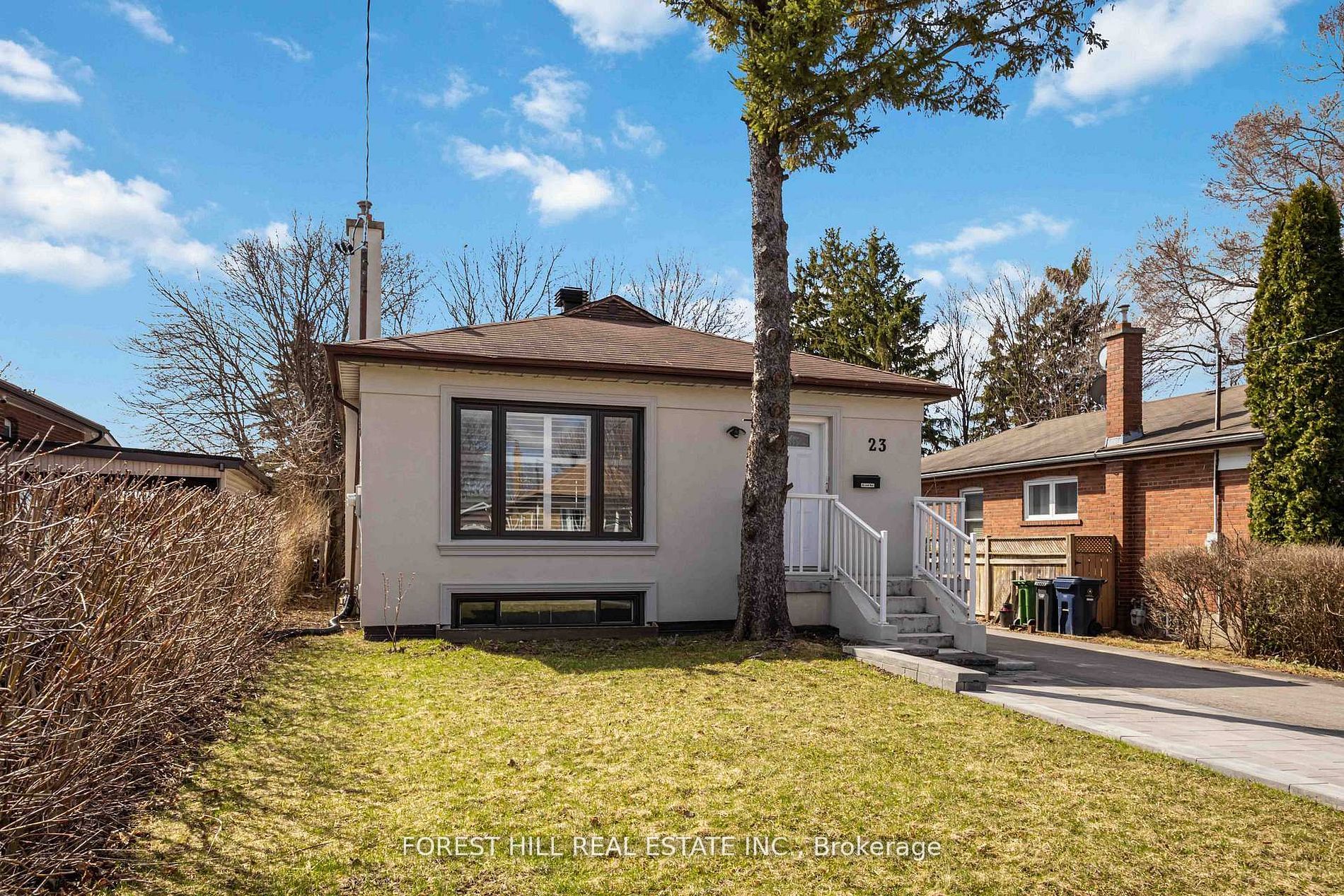 23 Japonica Road, Toronto, ON M1R 4S1