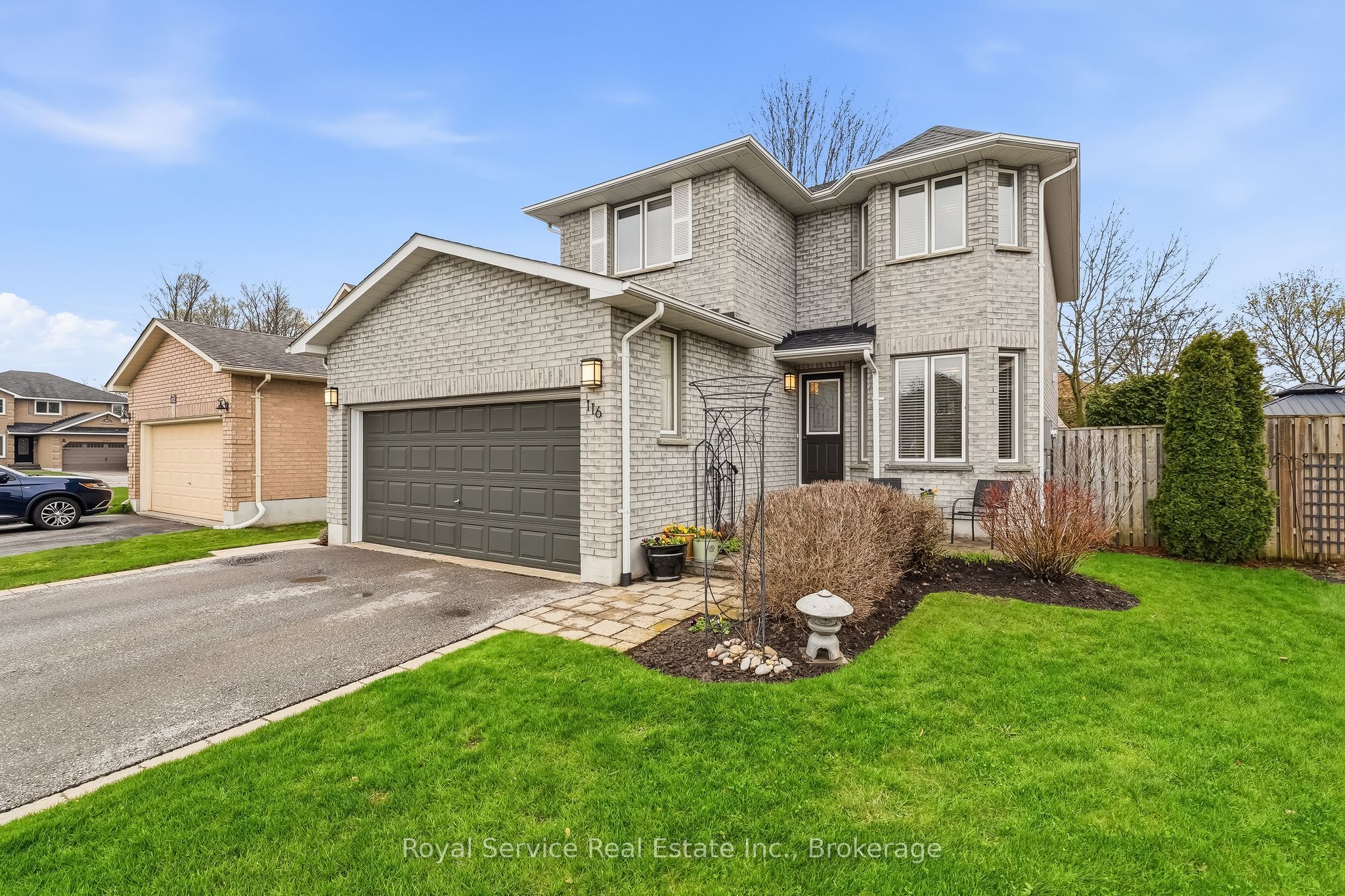 116 Avondale Drive, Clarington, ON L1E 3A3