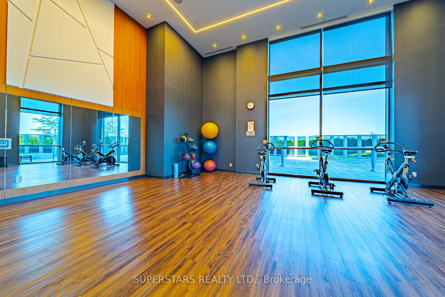275 Village Green Square 3422, Toronto, ON M1S 0L8