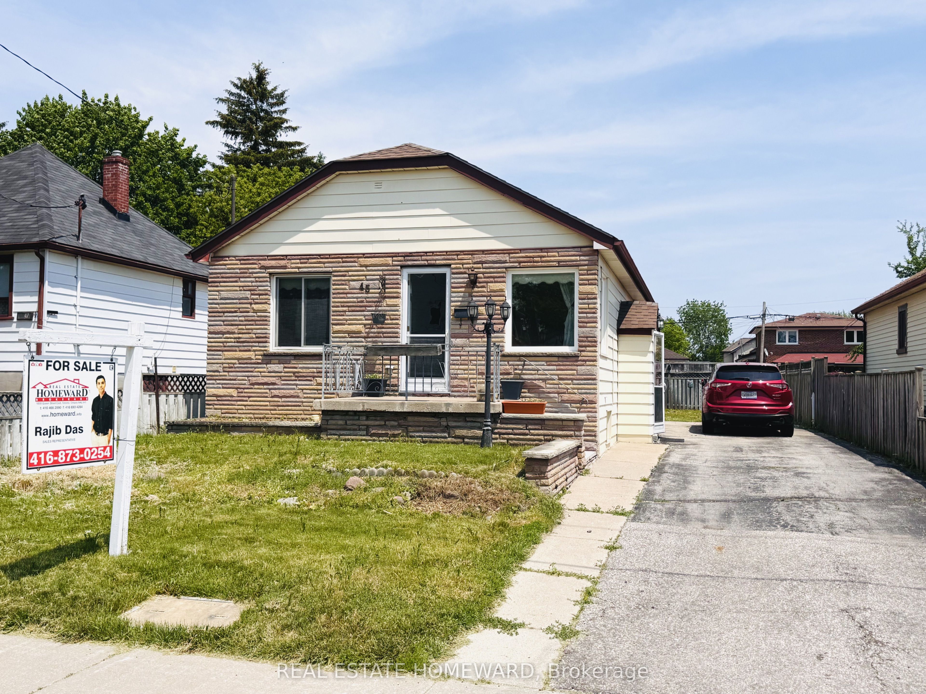 45 Commonwealth Avenue, Toronto, ON M1K 4K1