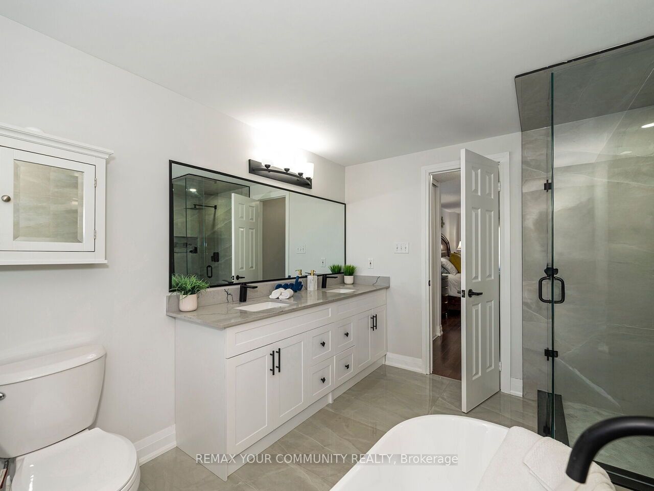 117 Apple Blossom Boulevard, Clarington, ON L1C 4T8