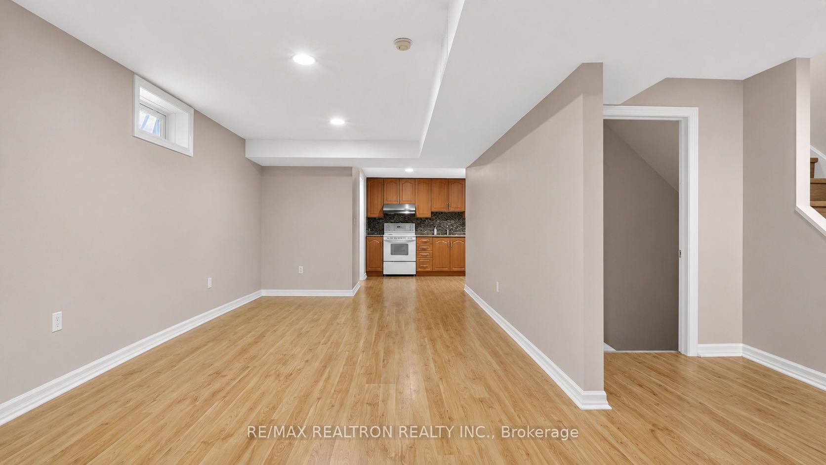 6270 Kingston Road, Toronto, ON M1C 1K9
