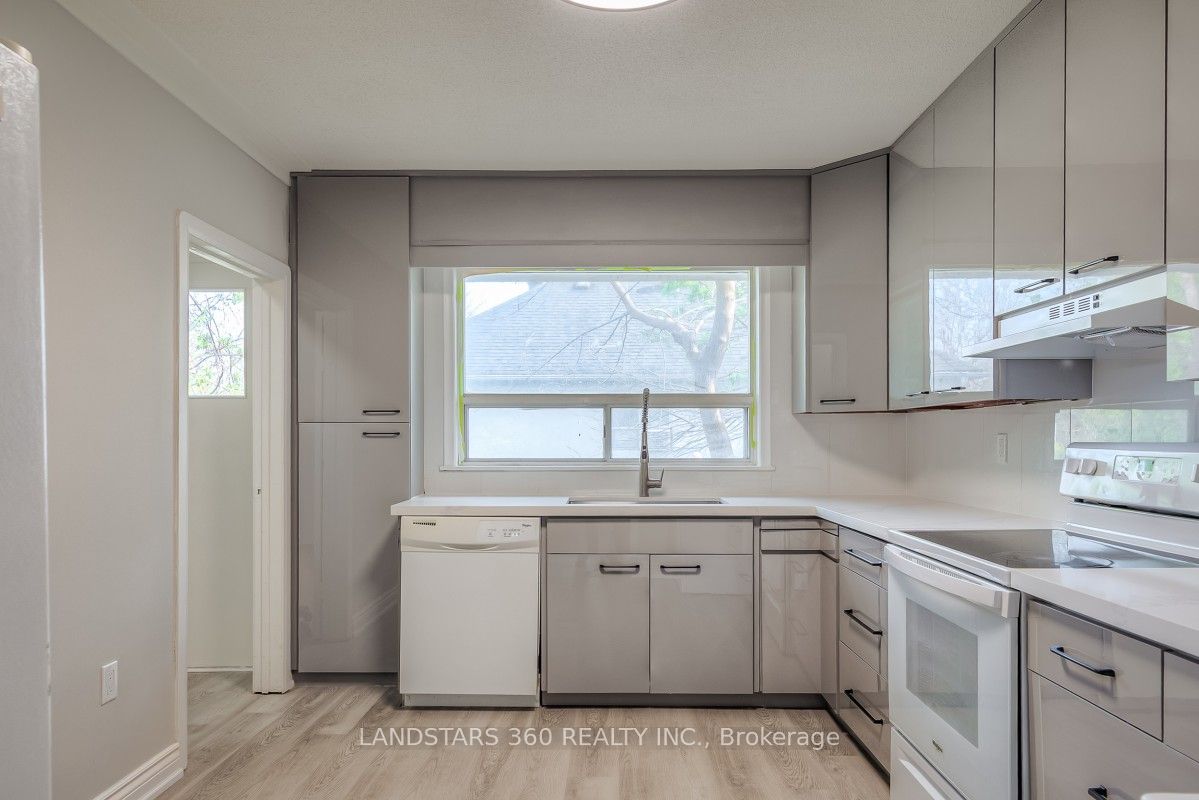 127 Galloway Road, Toronto, ON M1E 1W9