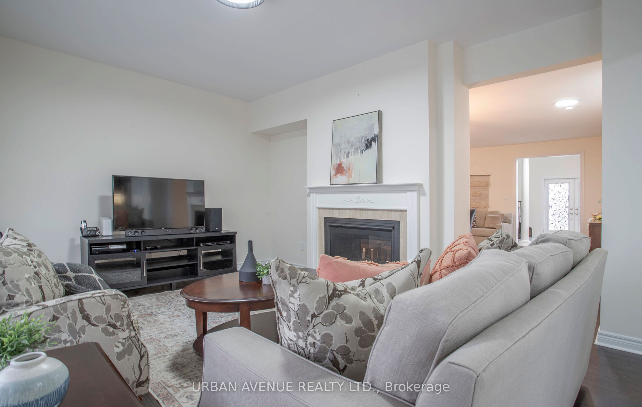 5 Aquilina Court, Ajax, ON L1Z 0E5