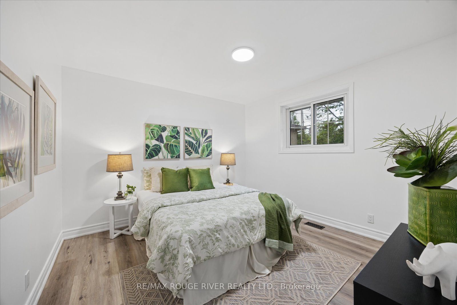 861 Douglas Avenue, Pickering, ON L1W 1N5