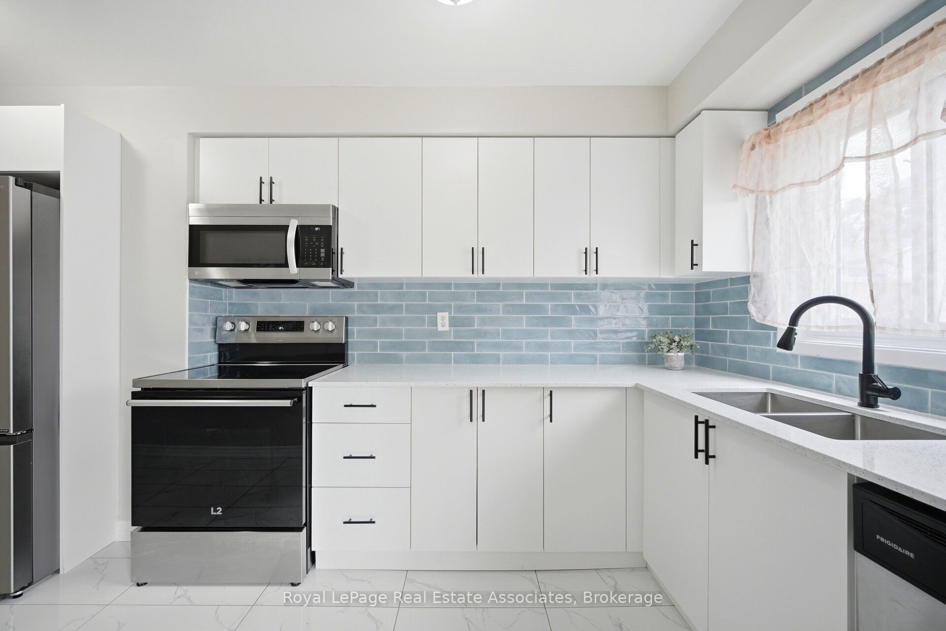 611 Galahad Drive 86, Oshawa, ON L1K 1M1