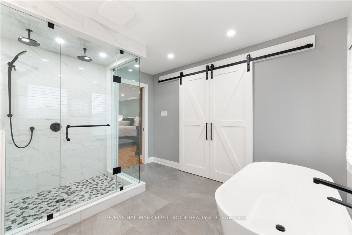 465 Rougemount Drive, Pickering, ON L1W 2B8