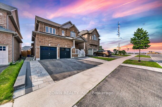 956 Greenhill Avenue, Oshawa, ON L1K 0X9