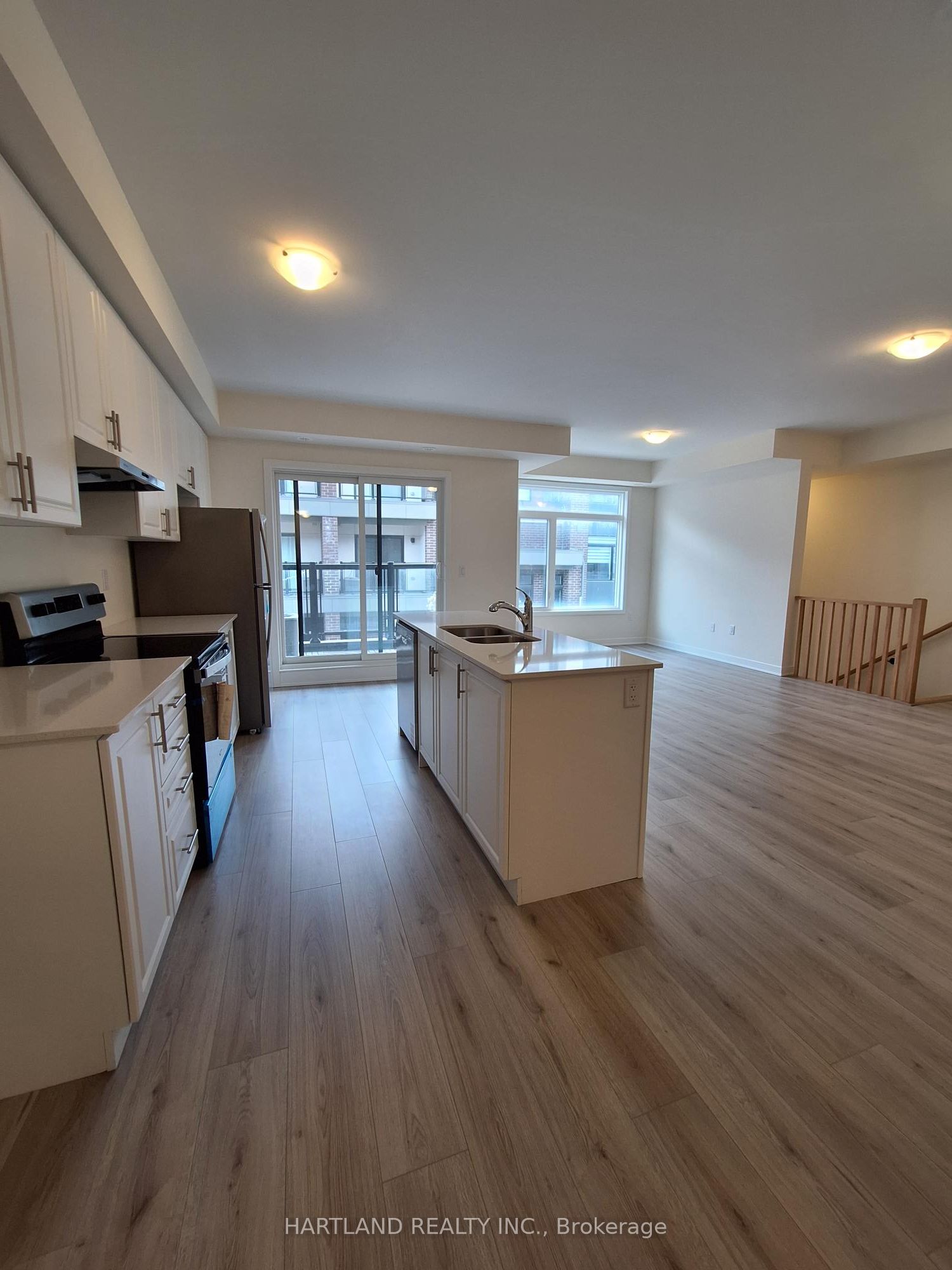 1695 Dersan Street 1409, Pickering, ON L1X 0S9