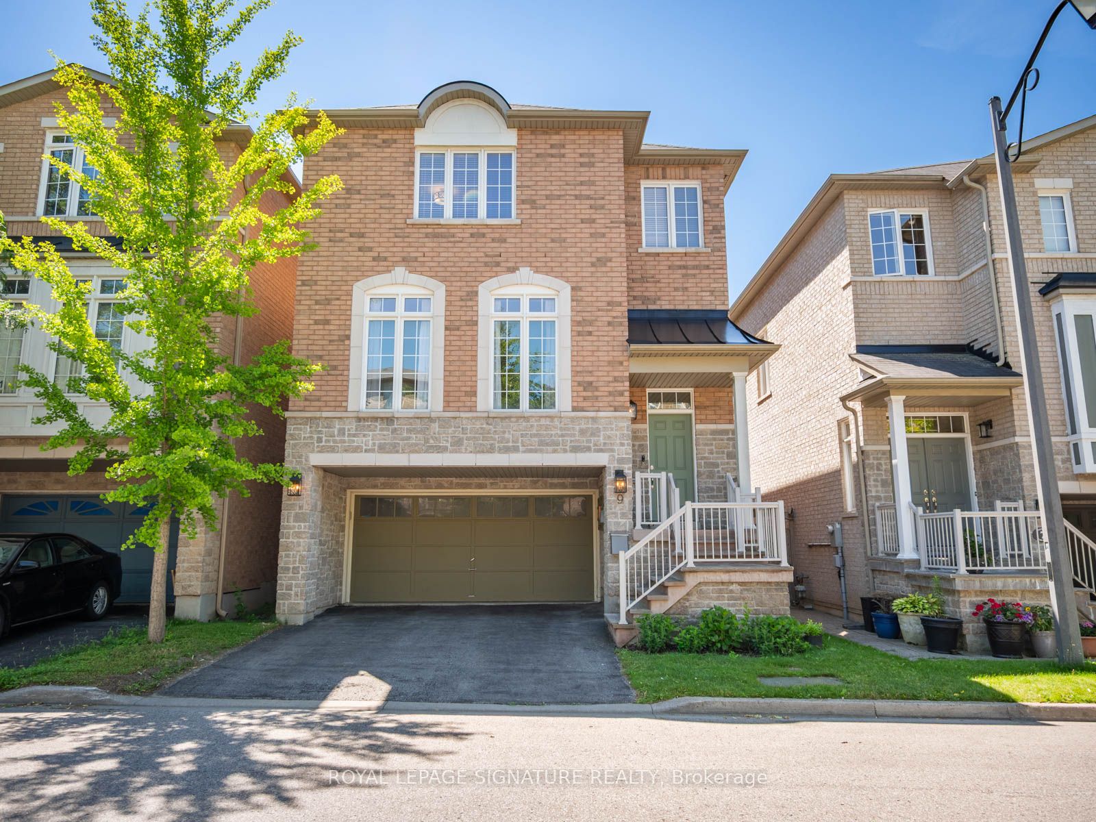 9 Mastwood Crescent, Toronto, ON M1C 0B3