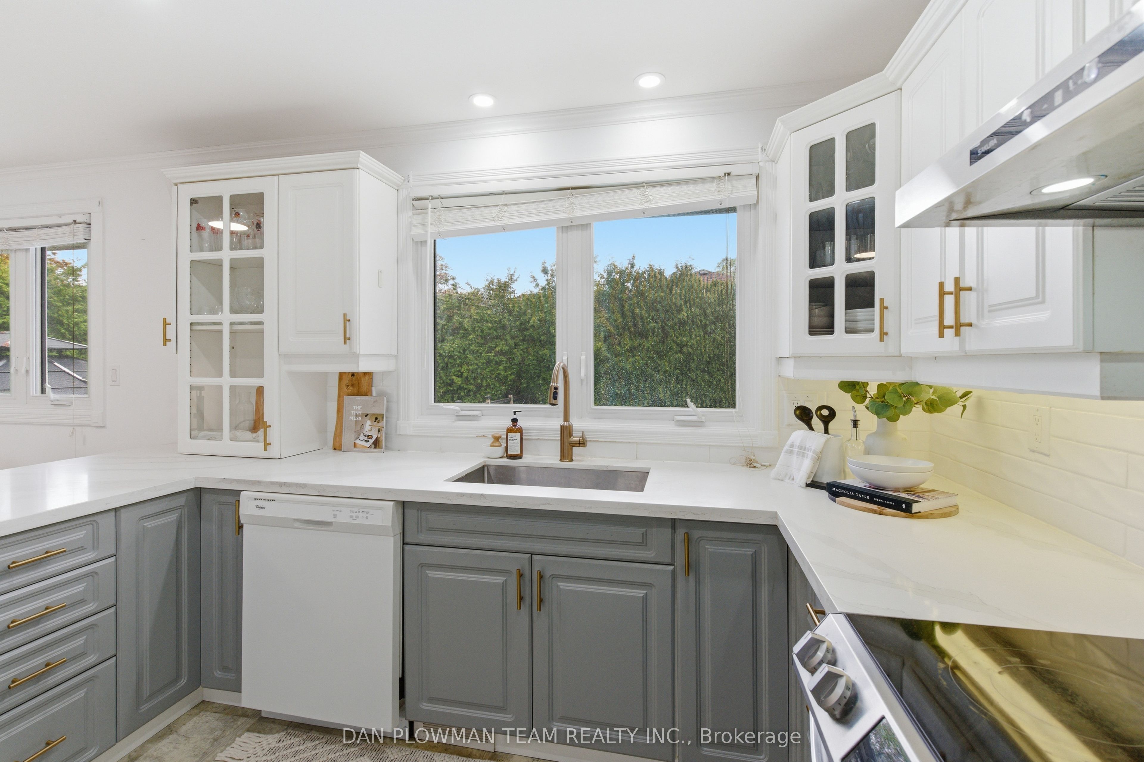 986 Central Park Boulevard N, Oshawa, ON L1G 7A6