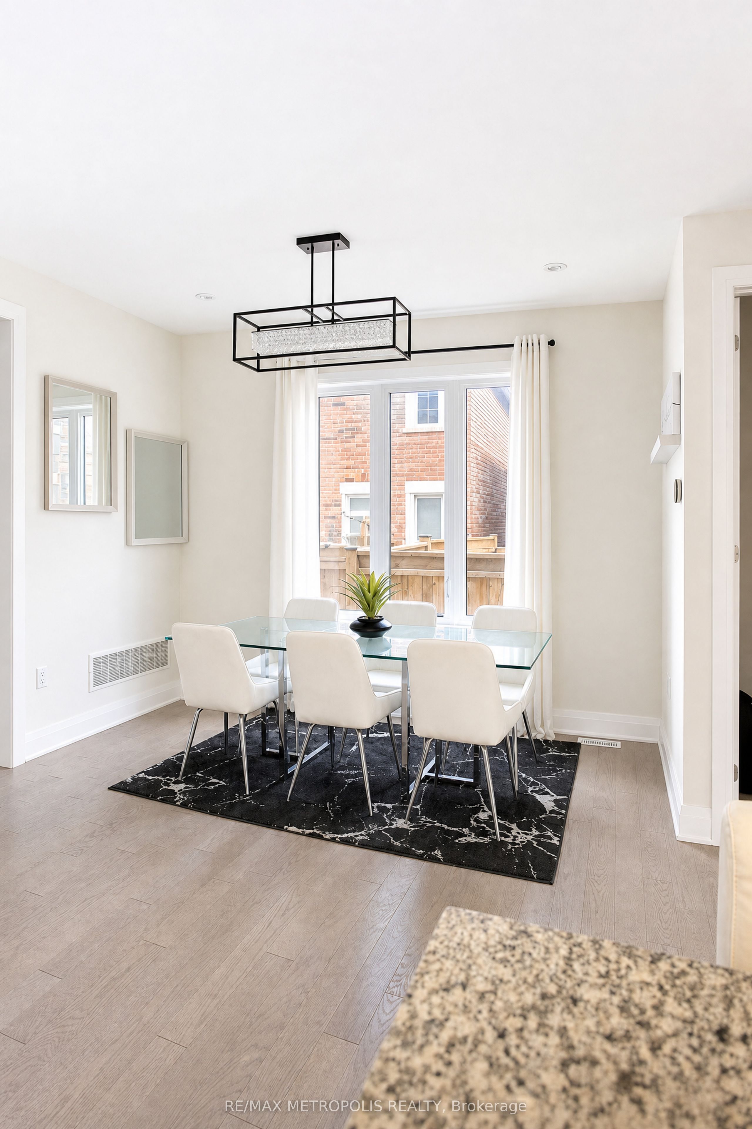 3100 Willowridge Path, Pickering, ON L1X 0N5