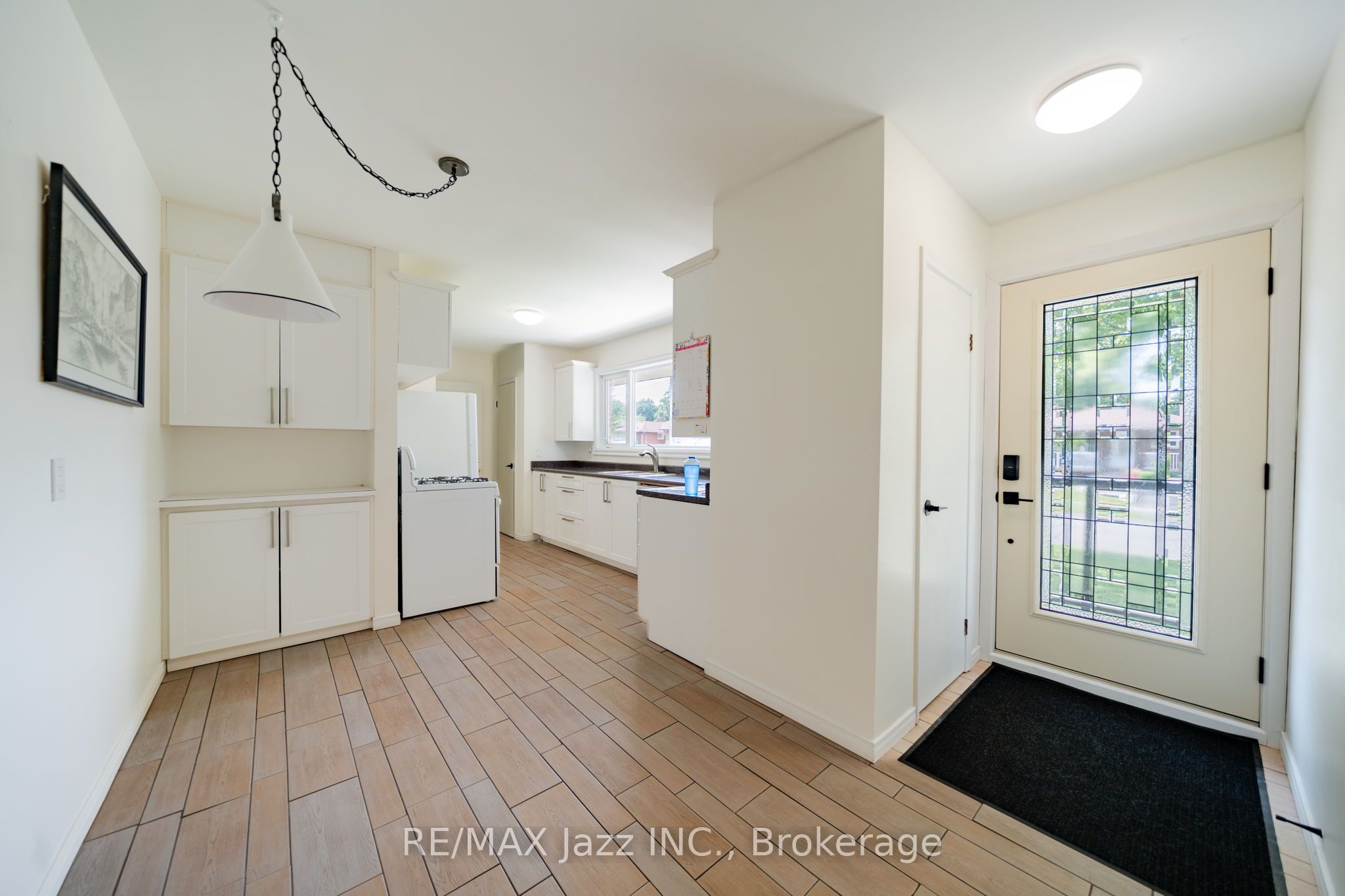 607 Gliddon Avenue, Oshawa, ON L1H 2A1