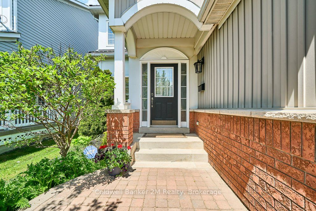 1150 Oakhill Avenue, Oshawa, ON L1K 2P1