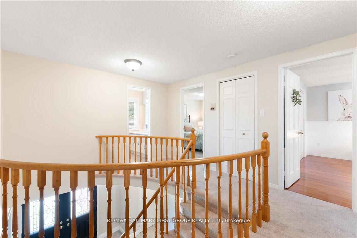 35 Rotherglen Road S, Ajax, ON L1S 5K8