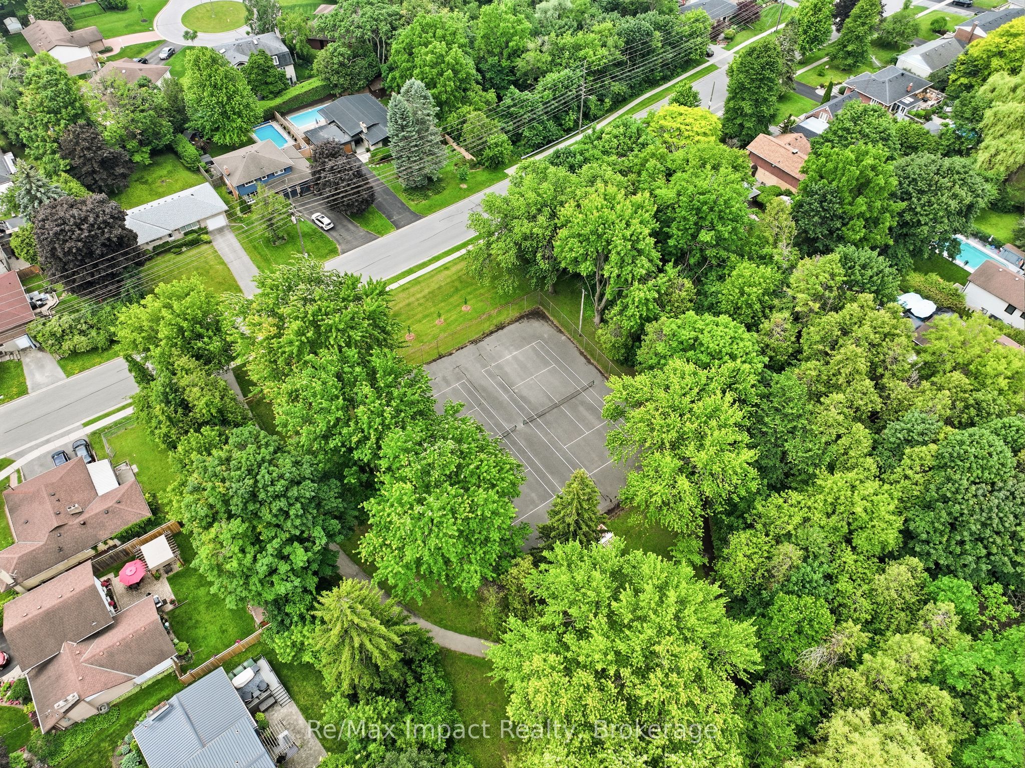 293 Blue Heron Drive, Oshawa, ON L1G 6X7