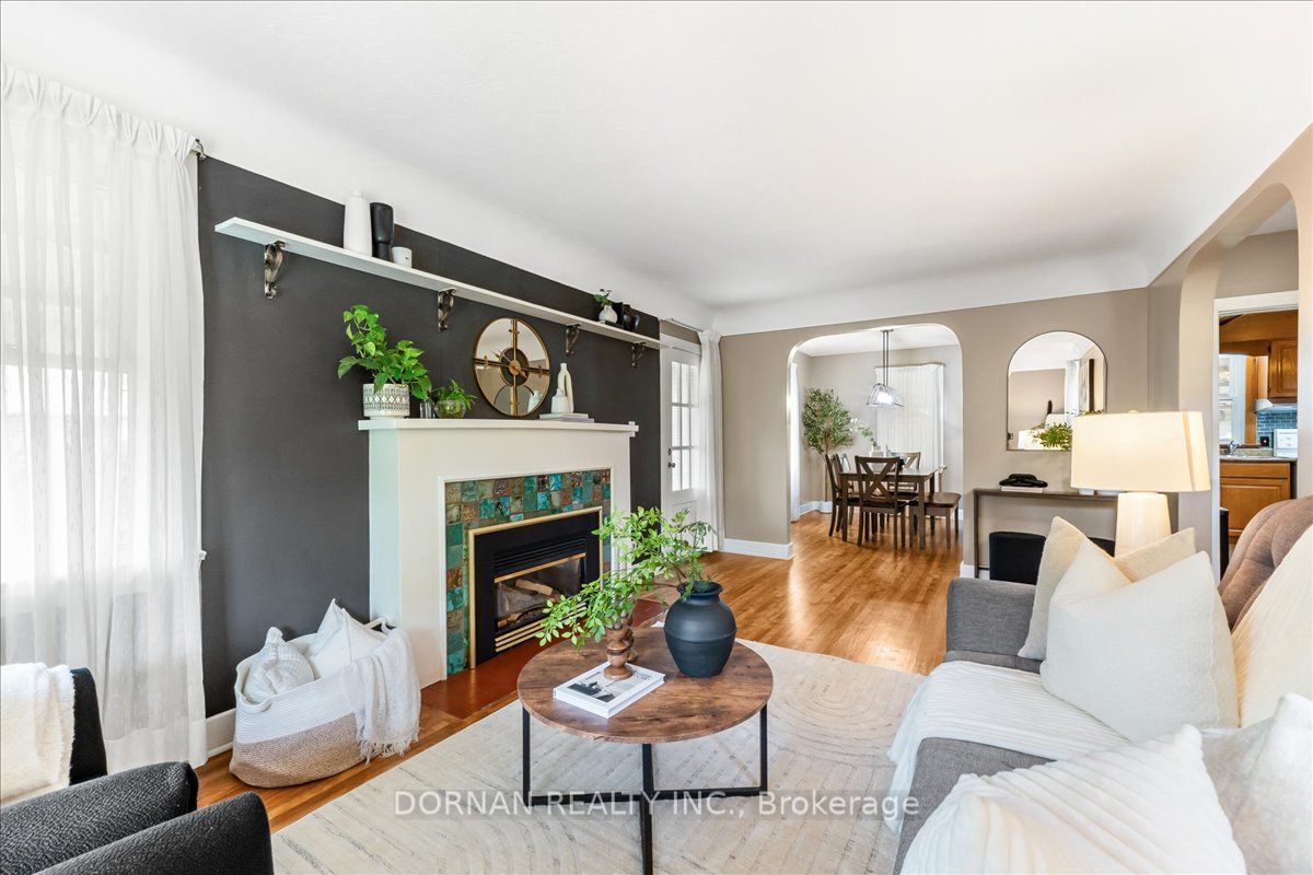 470 King Street E, Oshawa, ON L1H 1E8